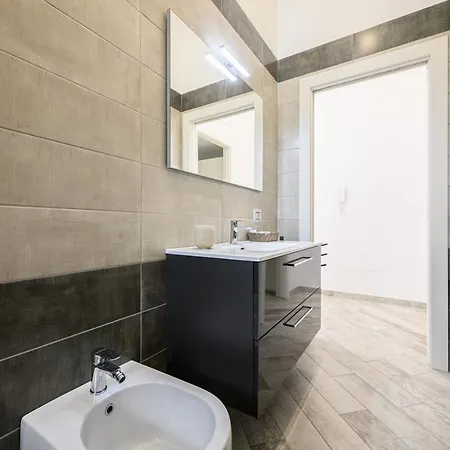 Lungomare 6Min Suite Deluxe Miraglia With Parking Naples Exterior photo